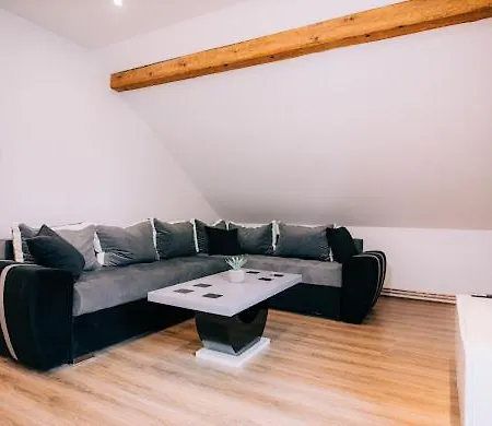 Aleksandar Lux Apartament Palić