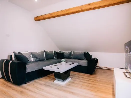 Aleksandar Lux Lägenhet Palić